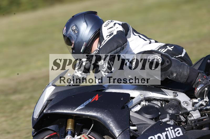 Archiv-2025/49 26.08.2025 Cornu Master School ADR/blau-bleu/13